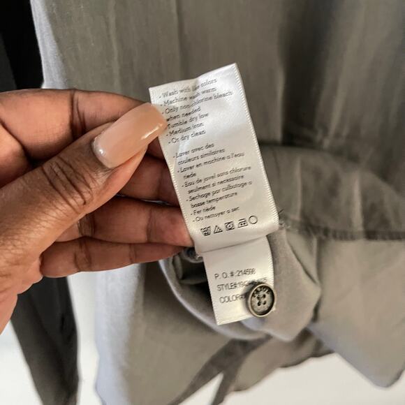 Paige Sophia Chambray Shirt Womens XS London Sky Gray Button Down Casual Classic - Picture 7 of 9